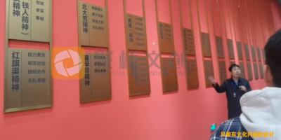 如何設(shè)計一座黨建館，使其具備獨特的特色呢？